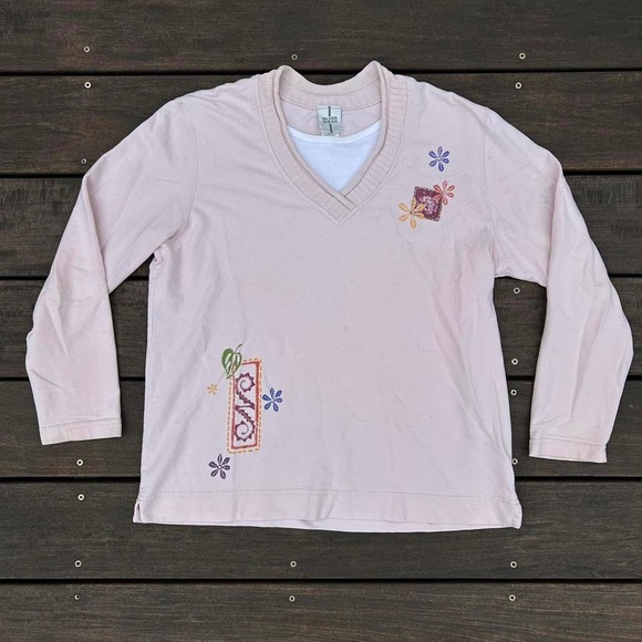 Vintage Y2K Light Pink Floral Graphic Silver Wear Long Sleeve Top V-Neck Shirt - Picture 1 of 7